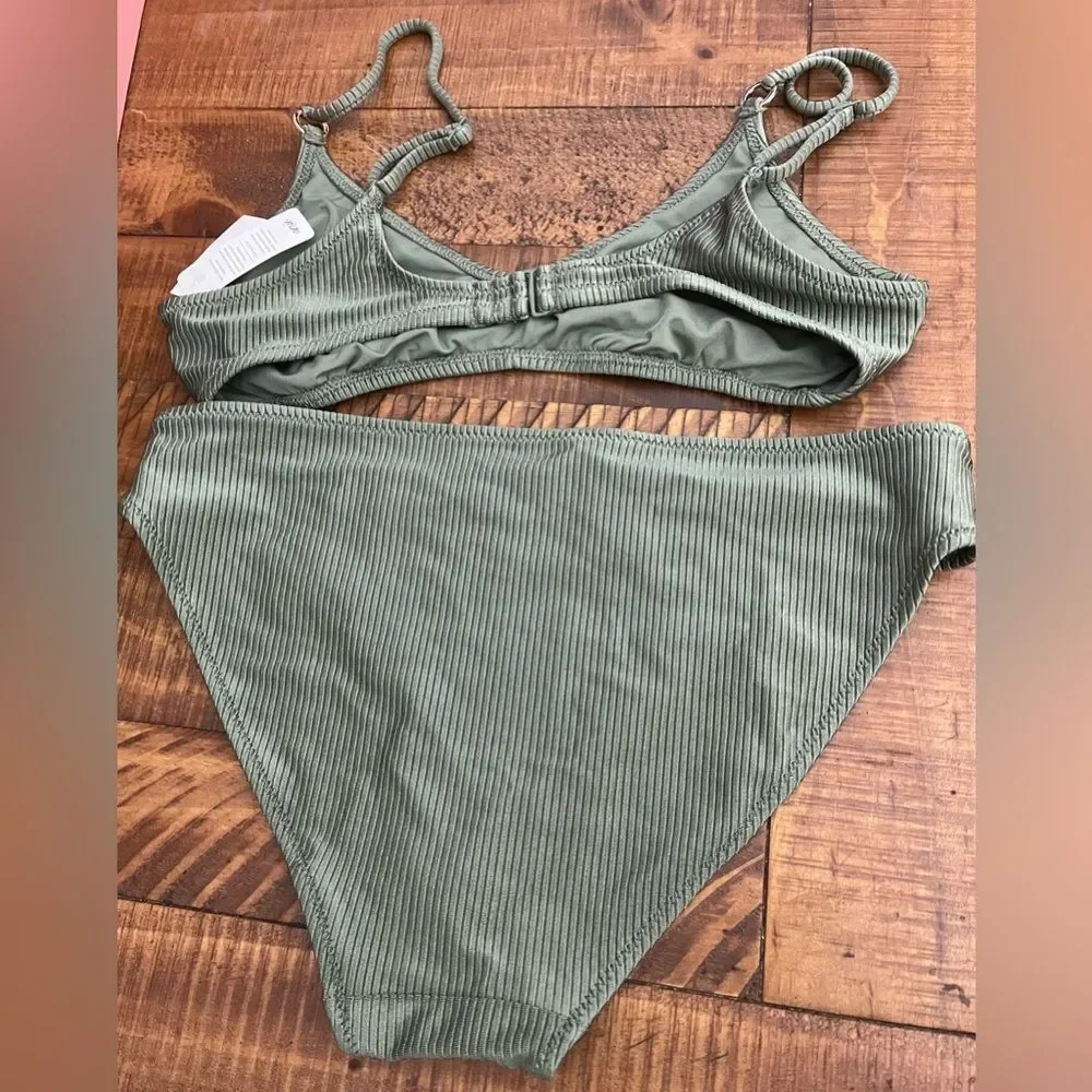 NWT Aerie FULL SET Beach Babe Shine Rib Voop + Full Coverage Bottom in Olive 🫒